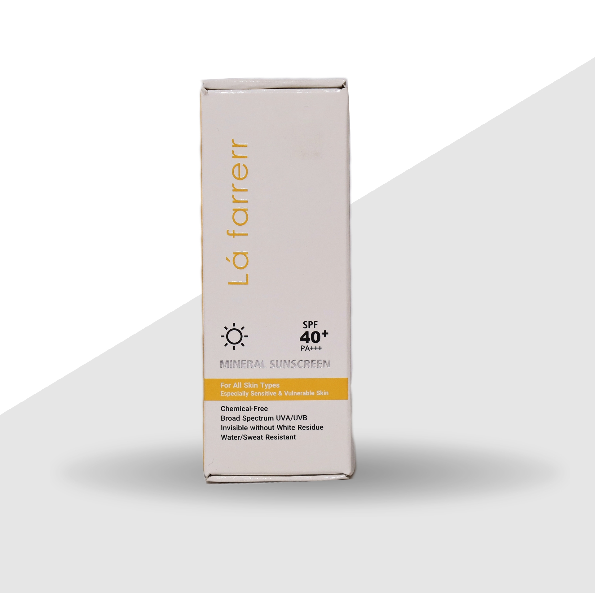 کرم ضدآفتاب مینرال بی رنگ لافارر SPF40 مناسب دوران بارداری-40 گرم